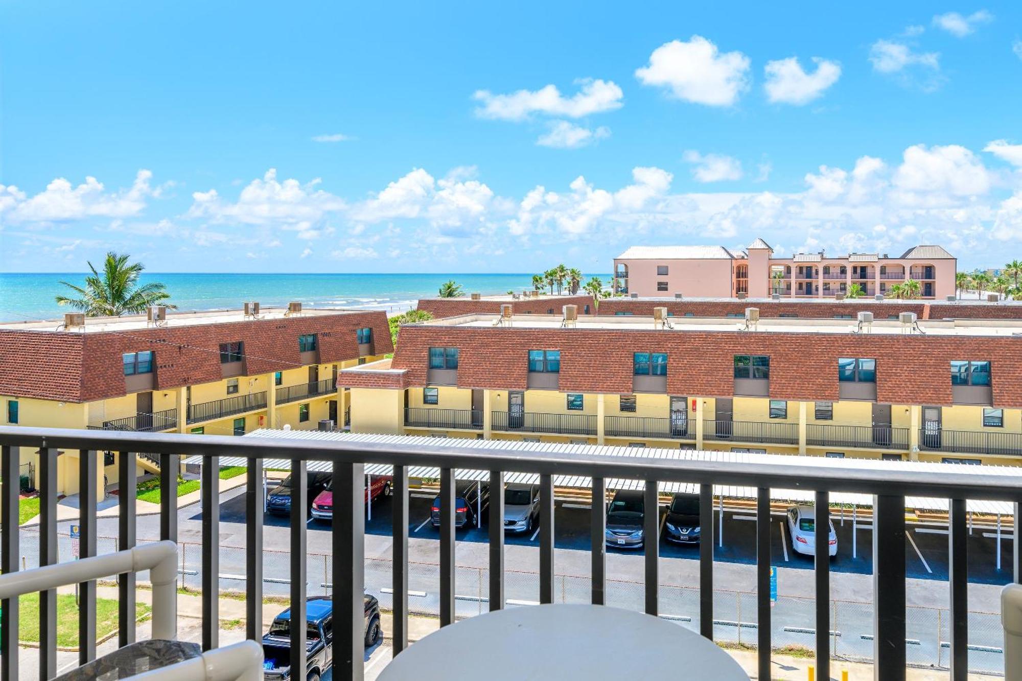 Chateau By The Sea Cocoa Beach Ngoại thất bức ảnh